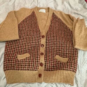 Vintage women’s Shetland wool cardigan